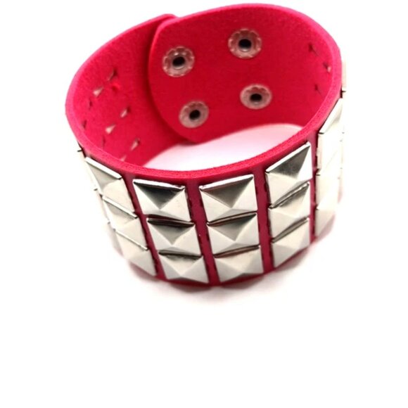 Triple Row Studded Pink Vegan Leather Bracelet New - Picture 7 of 9